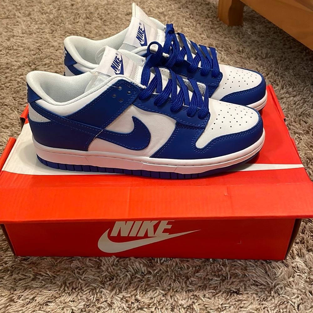 Nike Dunk Low ‘Kentucky’